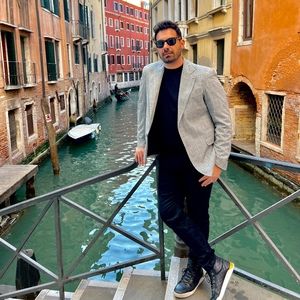 Meet your Posher, Valerio